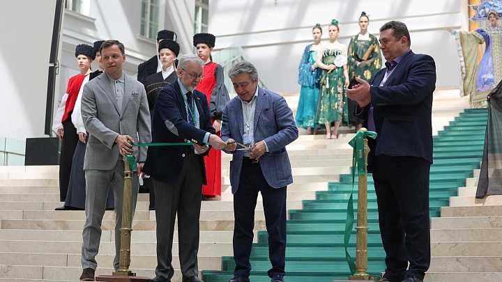 В Петербурге завершился "Диалог культур", объединивший участников 35 стран