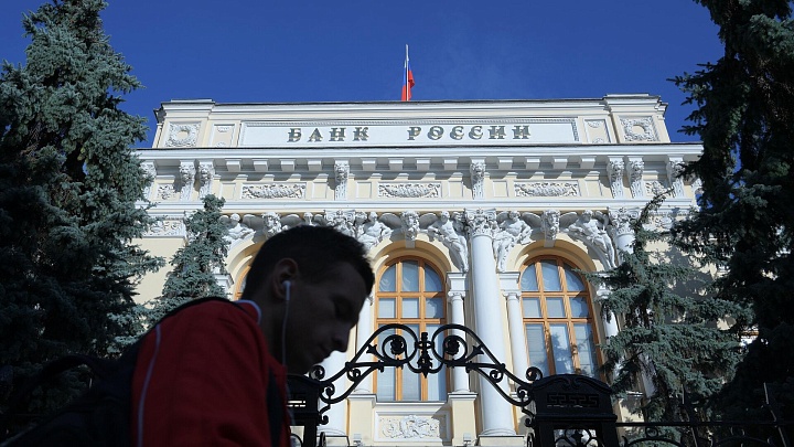 Крупные российские банки снизили ставки по вкладам