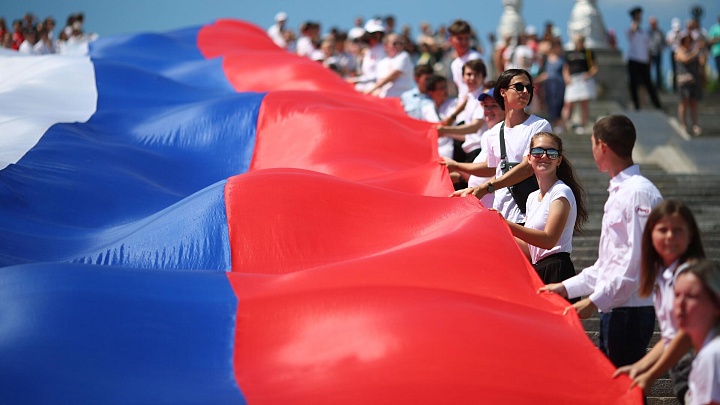 Писательница рассказала, как поможет популяризация героев России